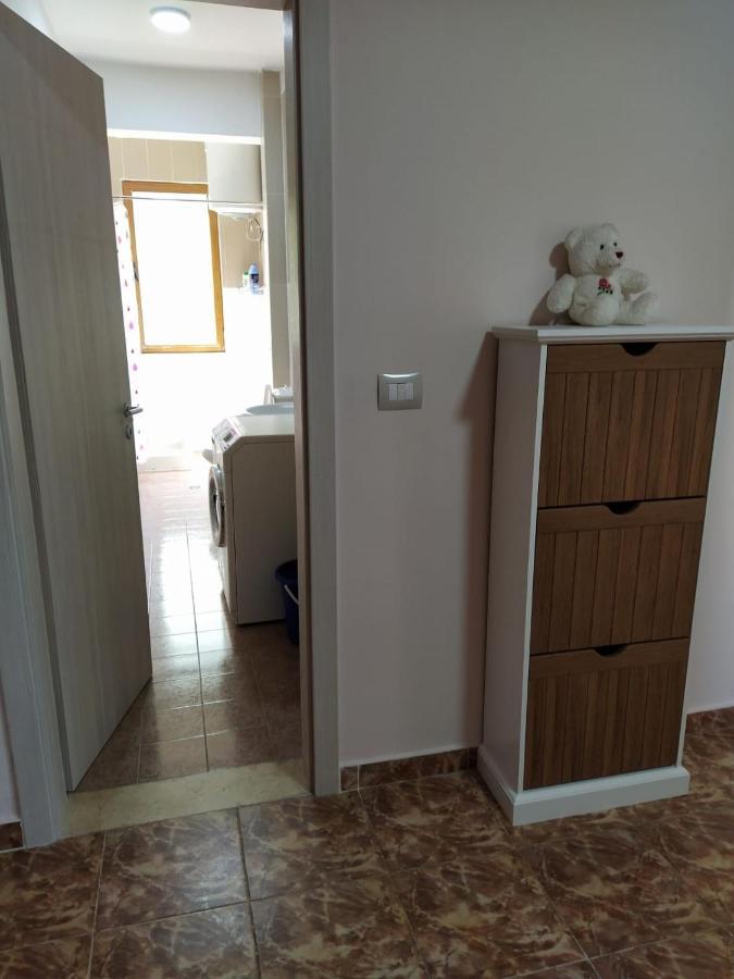 Jozi Kaiser Apartment Durres Bagian luar foto