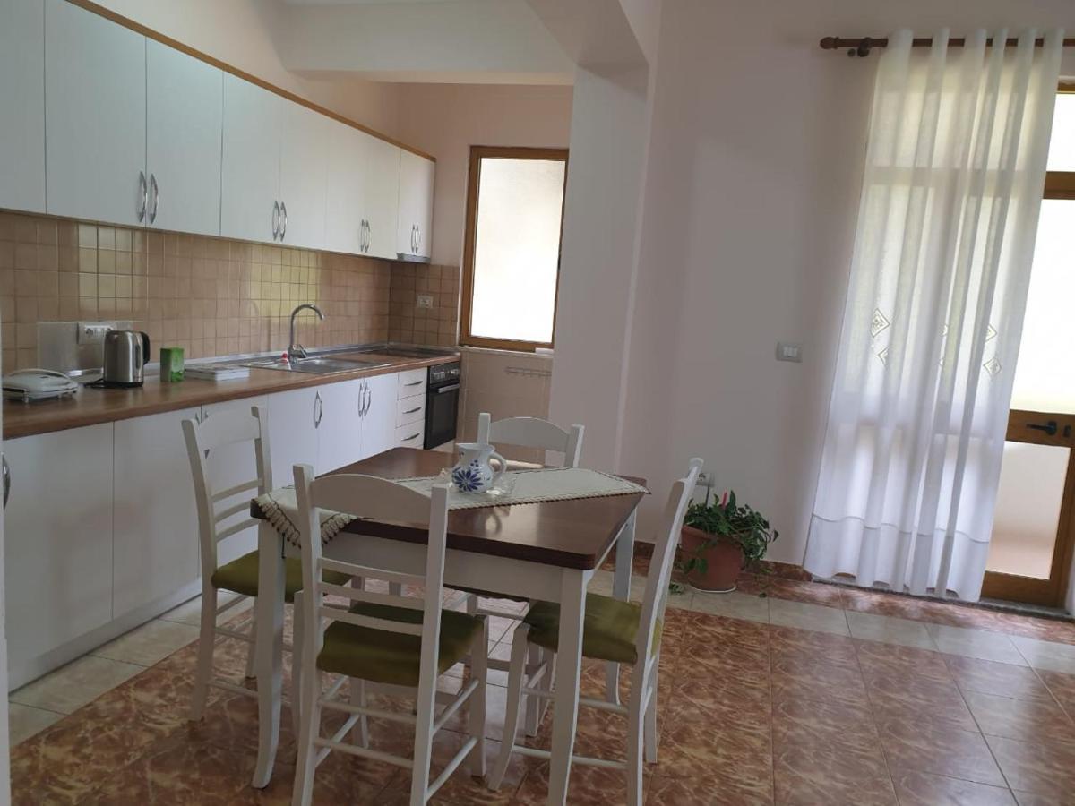 Jozi Kaiser Apartment Durres Bagian luar foto