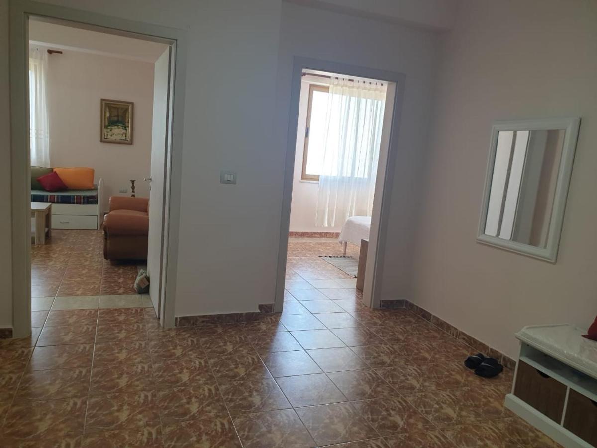Jozi Kaiser Apartment Durres Bagian luar foto
